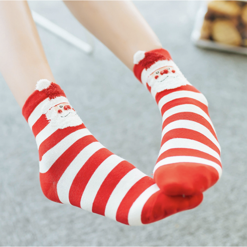 Носочки. Разные носки. Яркие новогодние носочки. Новогодние носки для всей семьи. Новогодние носки для девушки.